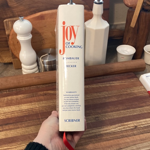 Vintage 1995 Edition “Joy of Cooking” very good condition!  Dust jacket intact! - Picture 3 of 7